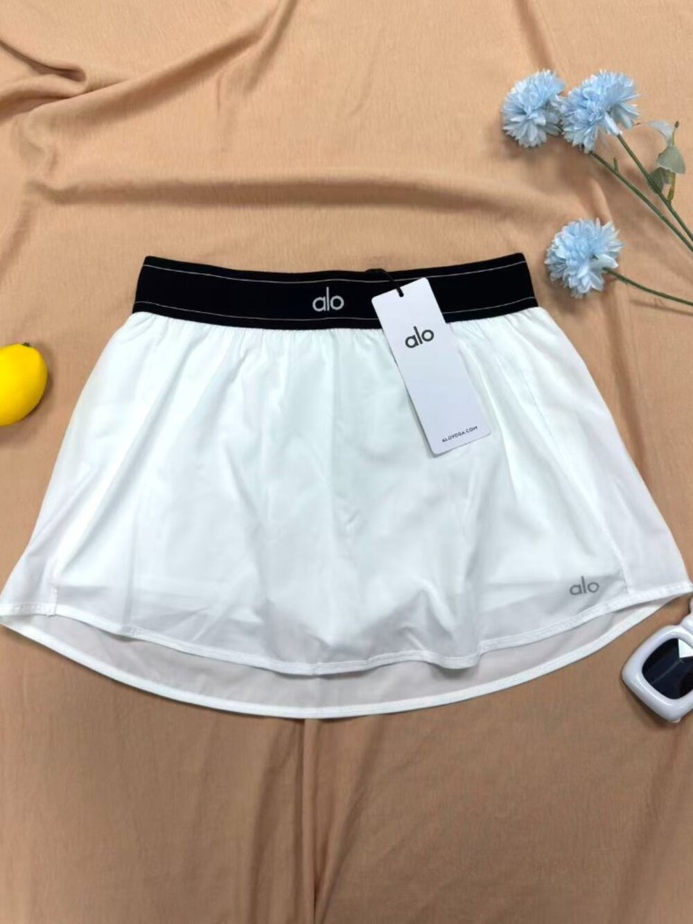 🍱Alo Yoga Match Point Tennis Skirt White,Summer Look - Picture 3 of 7